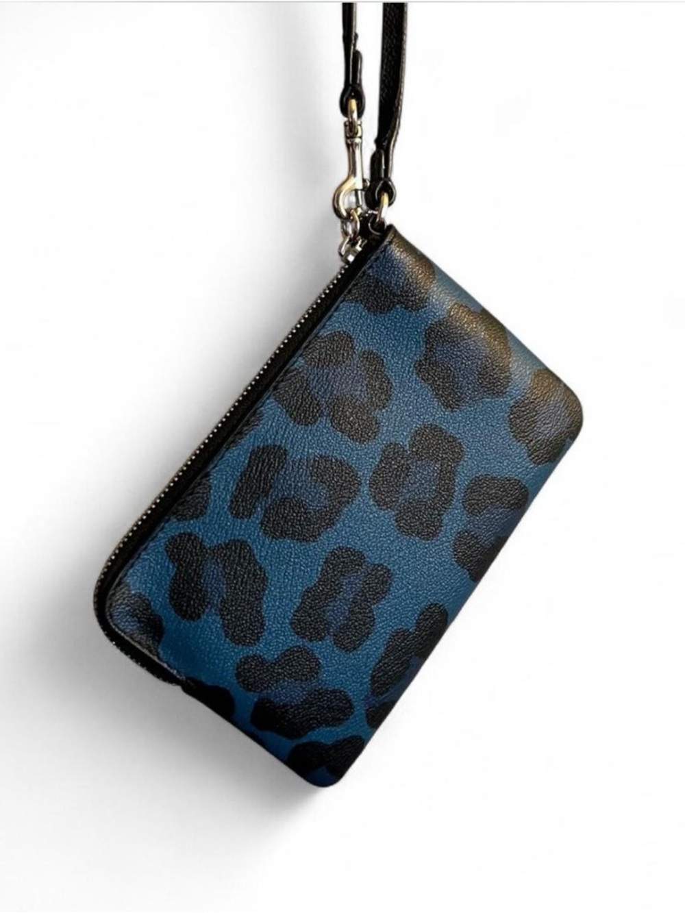 Limited Edition Coach Blue and Black Leopard Print Wristlet - Picture 2 of 6